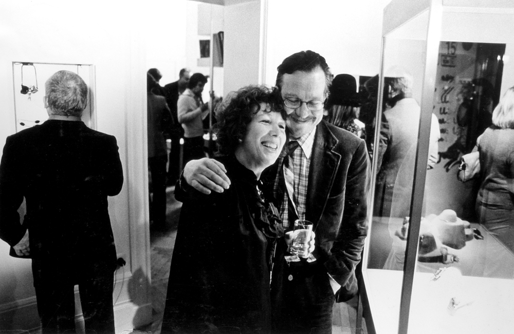 19761126 E R Nele Schmuck Und Schmuckobjekte 01