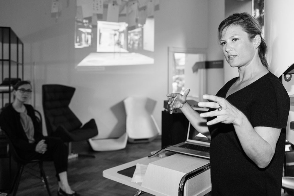 20150611 Werkstattbericht Thonet Lounge Sessel 808 04