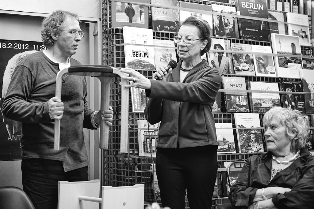 20180318 Buchvorstellung Buecherbogen Weggefaehrten 07