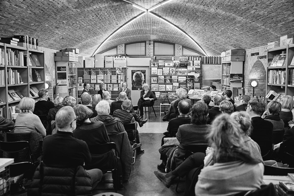 20180318 Buchvorstellung Buecherbogen Weggefaehrten 10