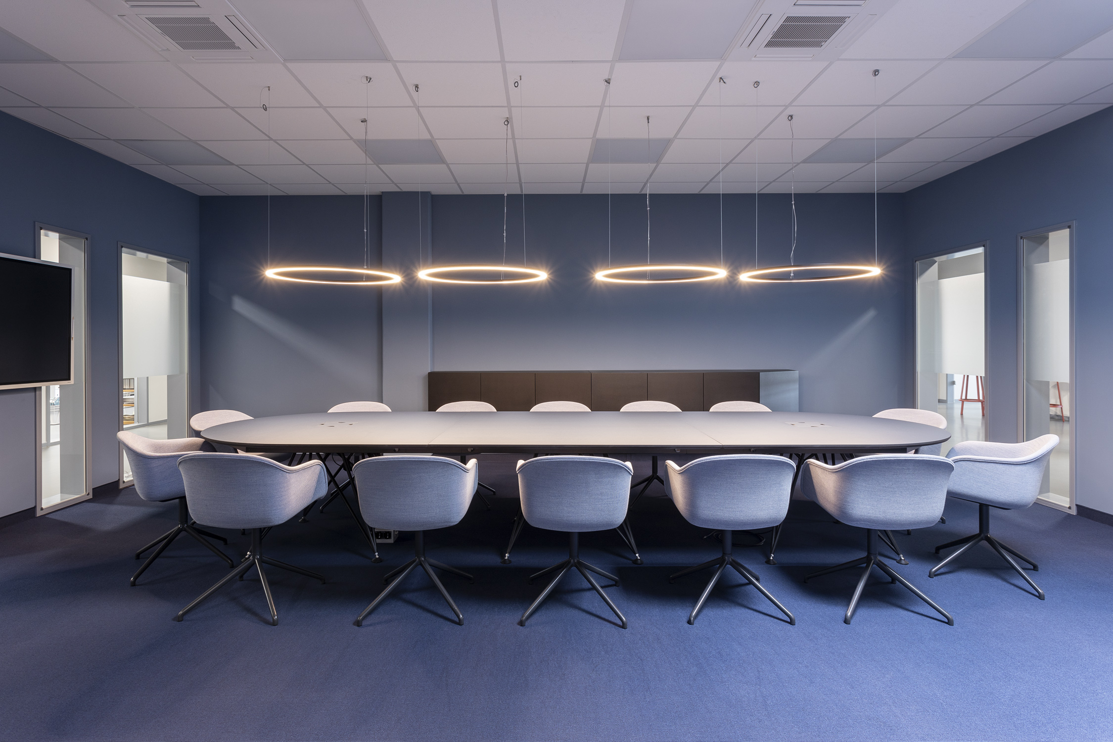 Burmester Blue Room 18