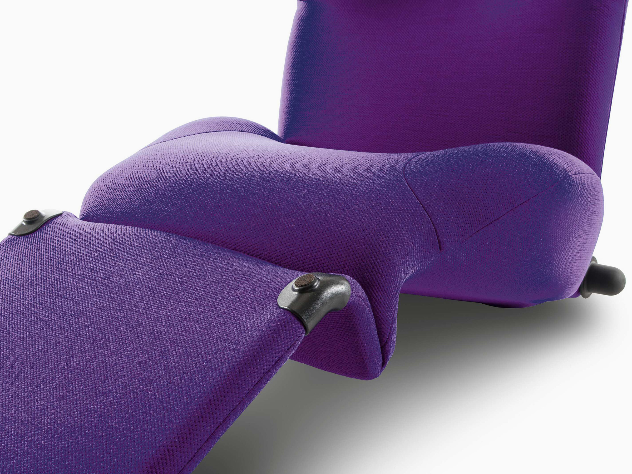 Cassina Sessel Wink 01