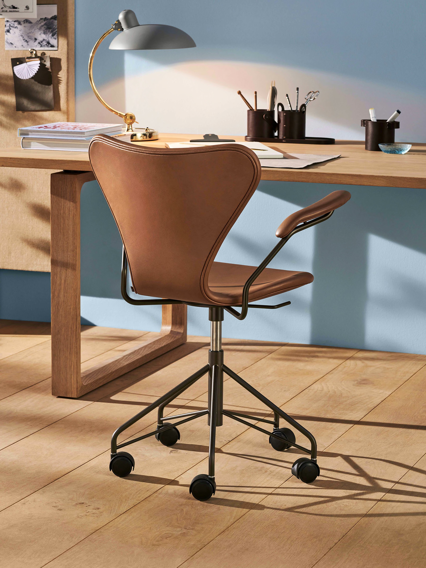 Fritz Hansen Stuhl Serie 7 09