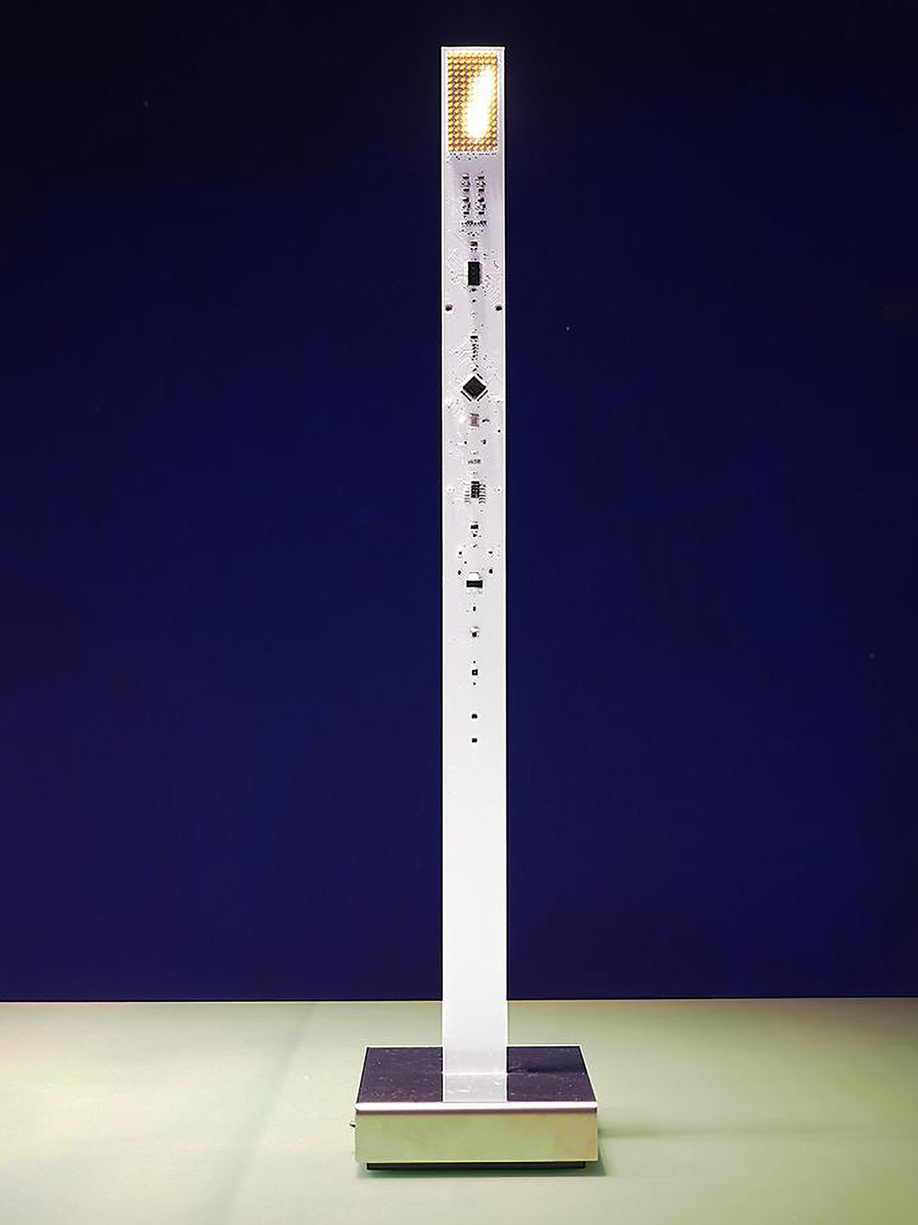 Ingo Maurer Leuchte My New Flame 02