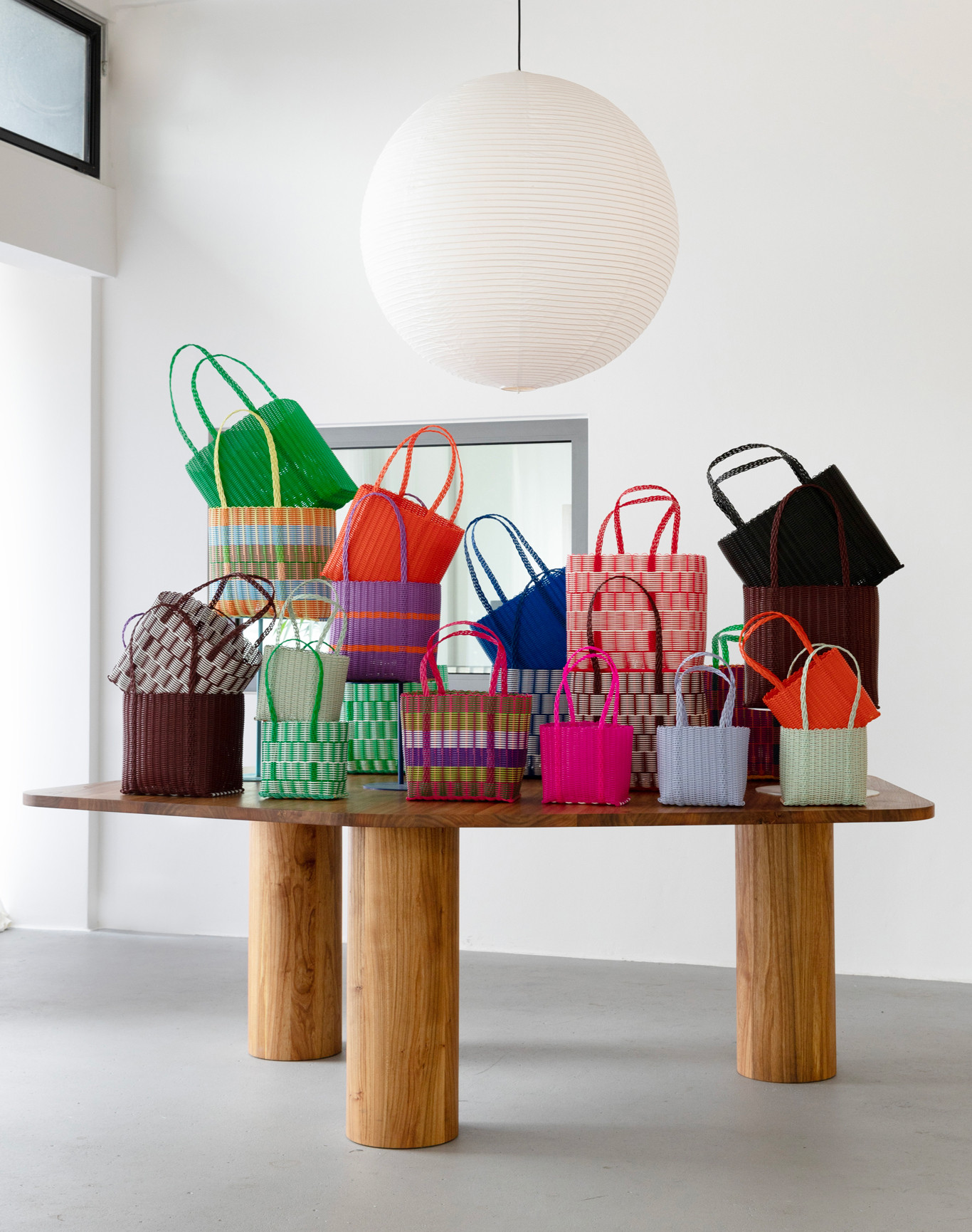 RayasCollective Körbe Tisch