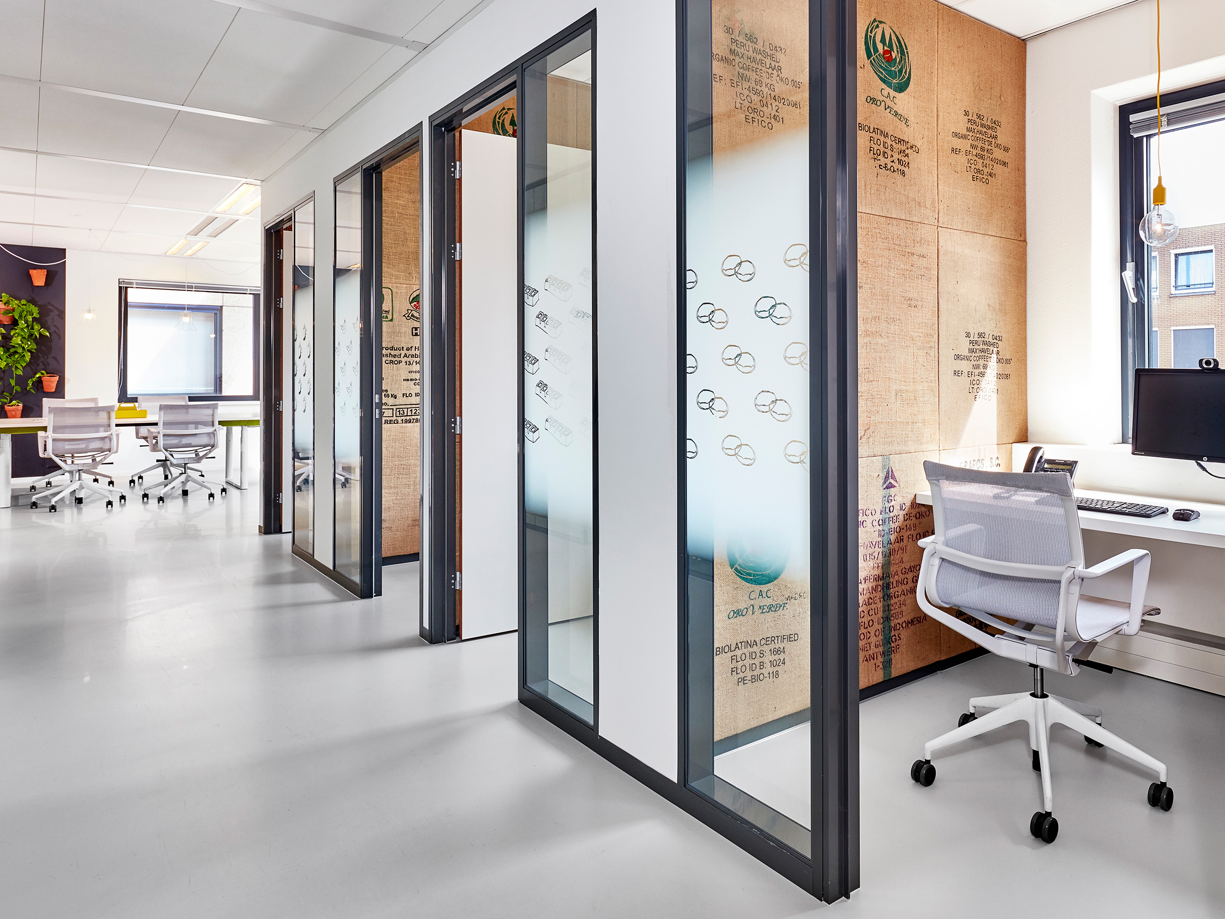 Vitra Bürostuhl Physix 02