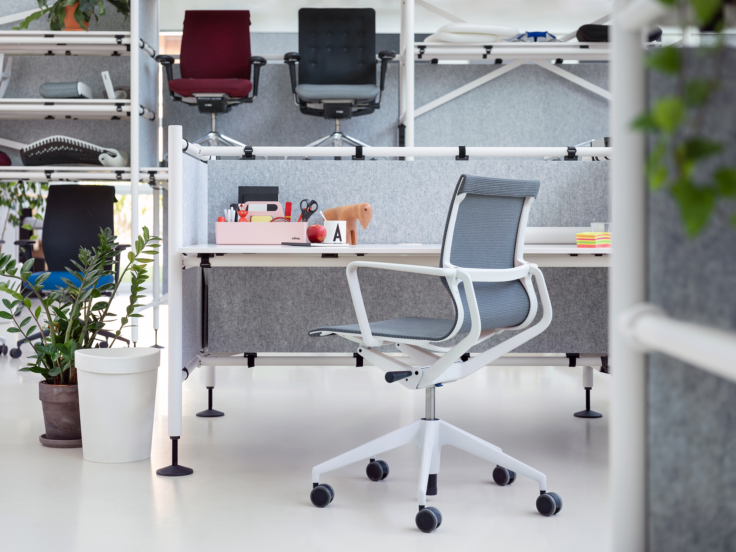 Vitra Bürostuhl Physix 04