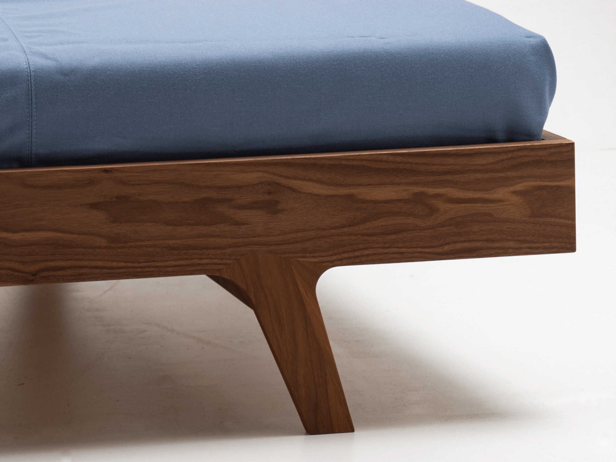 Zeitraum Bett Grand Mellow 02