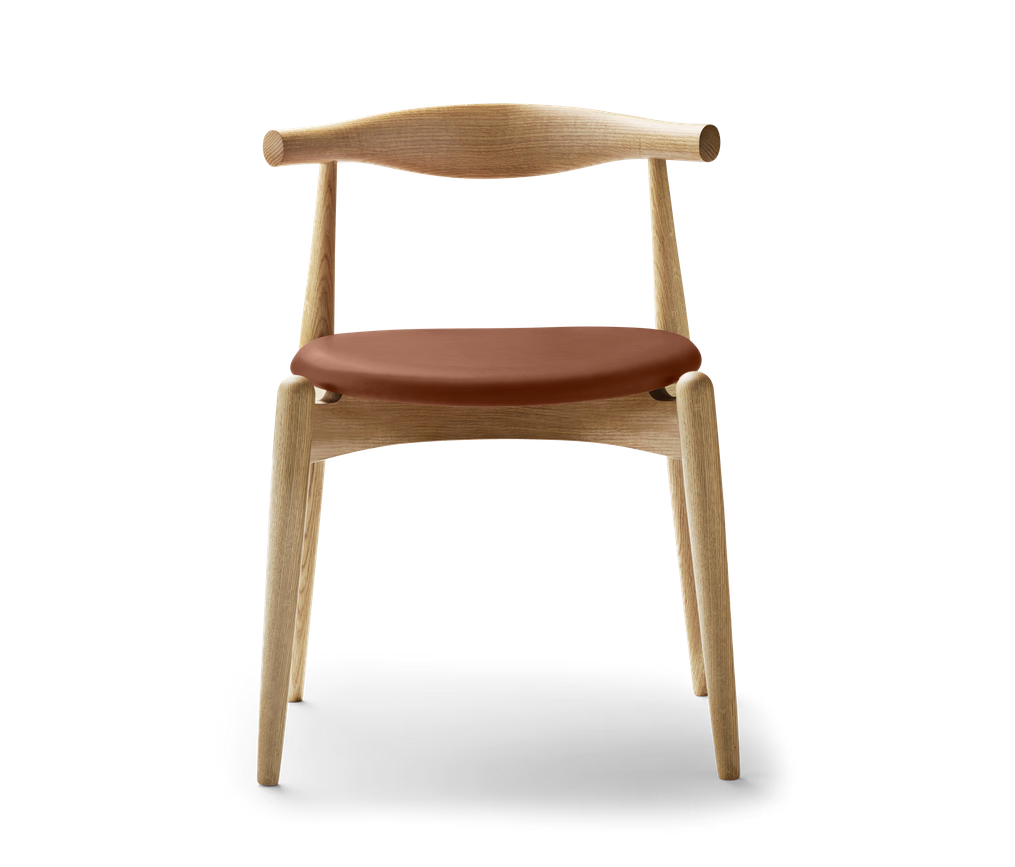 Ch Elbowchair Freisteller