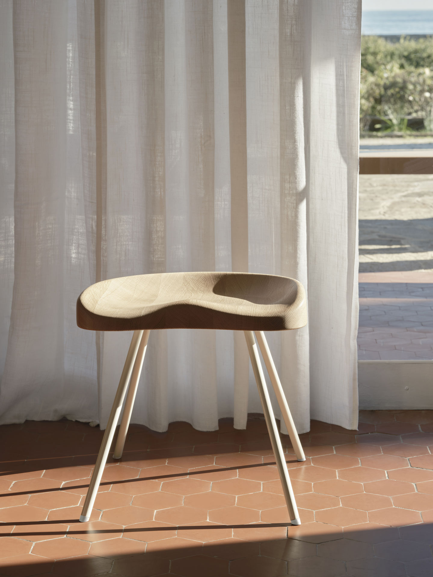 Vitra Prouve Hocker Tabouret307